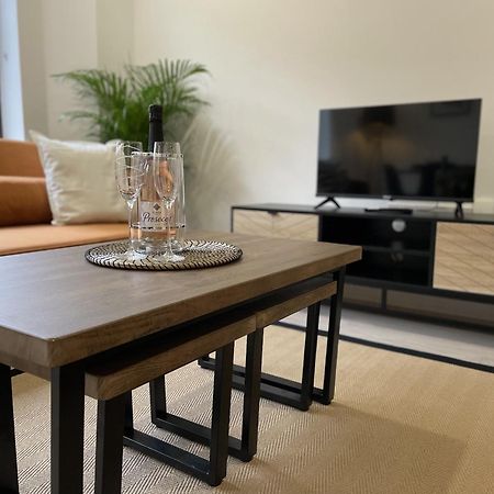Modern City Centre Apartment Exeter Exterior foto